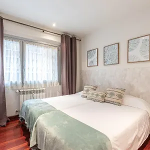 Amplio Y Acogedor Junto A Plaza Zabalburu Bilbao